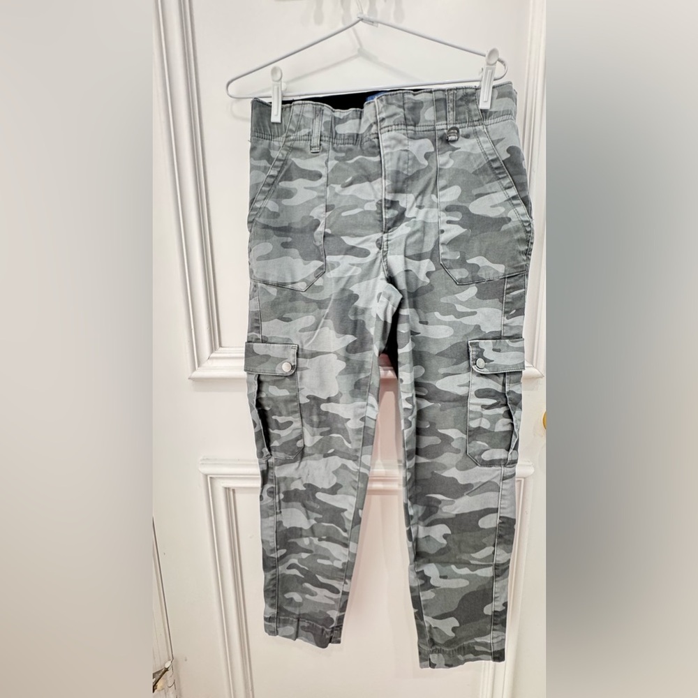 Democracy military print cargo pants size 2.